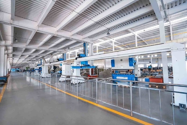 Jiangsu Jufeng Machinery Manufacturing Co., LTD 製造者の生産ライン